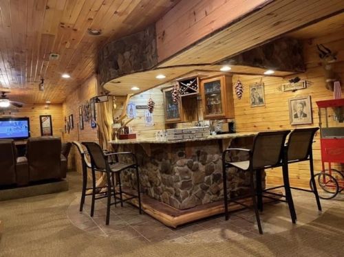 Lewis Auction